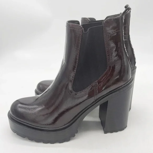 GBG Los Angeles Faux Patent Leather Burgundy Lug Sole Heel Chelsea Boot Size 11 - Picture 6 of 13